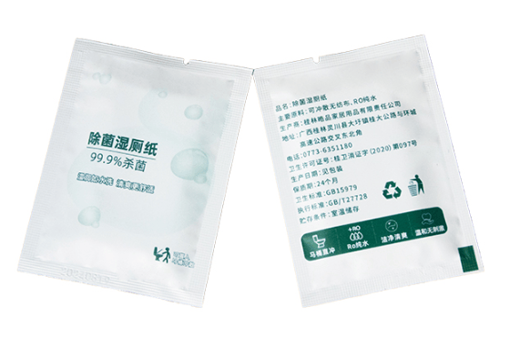 巾对比：萌宠清洁的选择与差异EVO视讯平台唐潮家居宠物湿(图1)